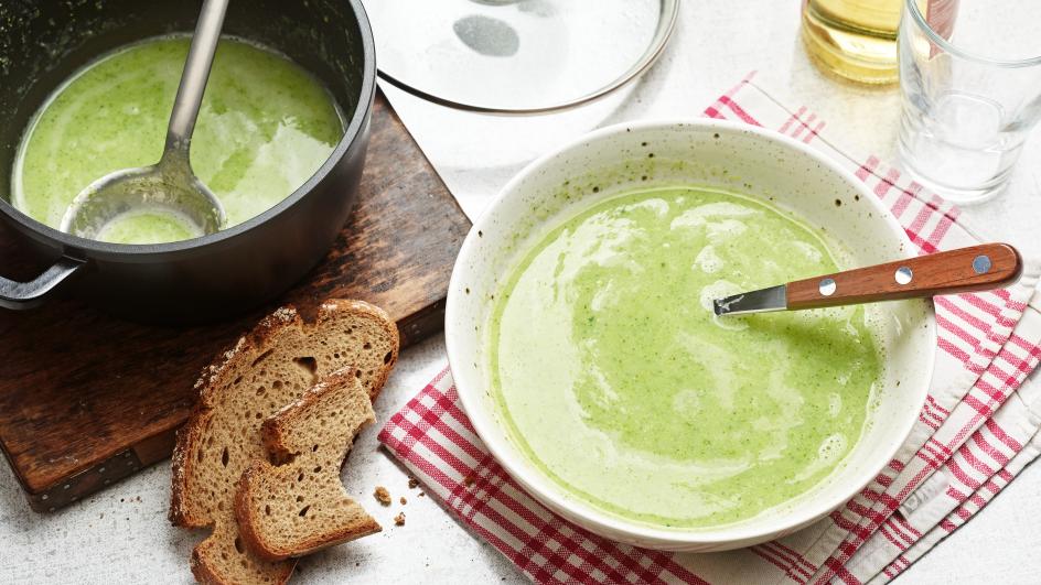 Brokkoli-Erdäpfel-Suppe