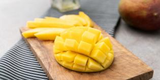 https://www.maggi.at/sites/default/files/styles/kochstudio_search_mobile/public/maggi-kochratgeber-mango-zubereiten.jpg?itok=kq4zEZu0