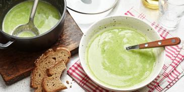Brokkoli-Erdäpfel-Suppe